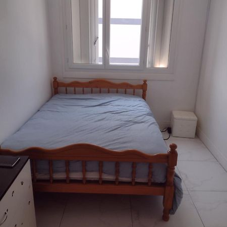 Le Brossolette Apartment แซงต์-เดอนี ภายนอก รูปภาพ